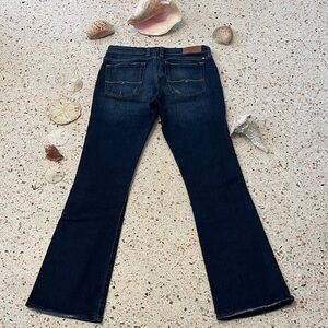 Lucky Brand Distressed Dark Blue Flare Jeans size 27 32Inseam Stretch Like New!
